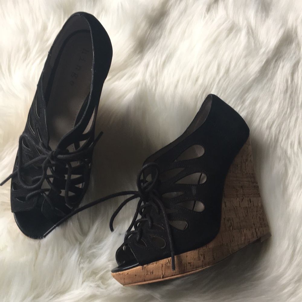 Black Wedges